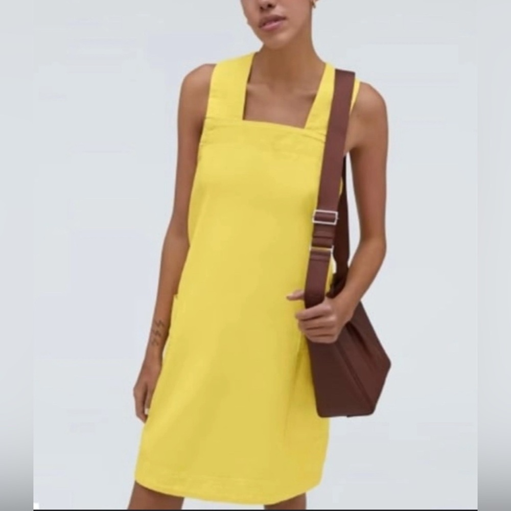 Everlane Mini Yellow dress. Size S